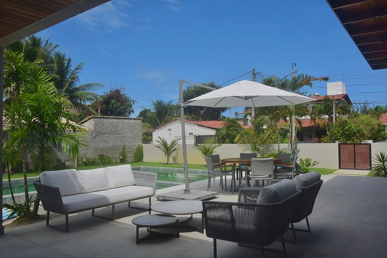 Casa alto padrão em Serrambi com rooftop exclusivo