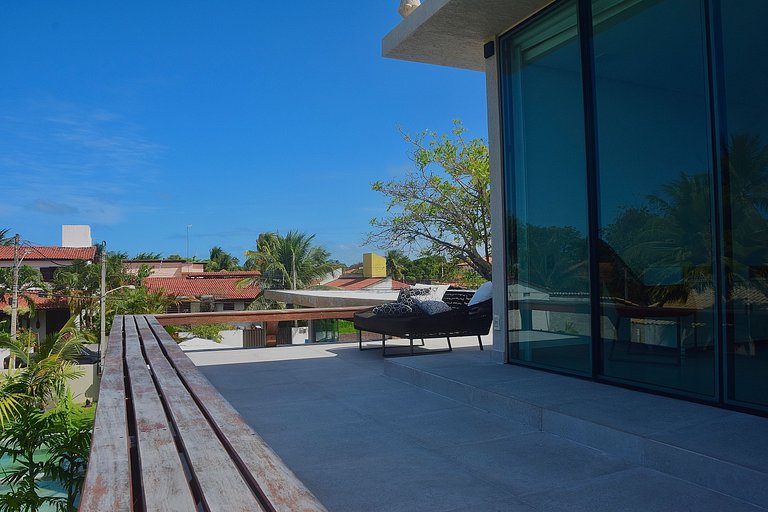 Casa alto padrão em Serrambi com rooftop exclusivo